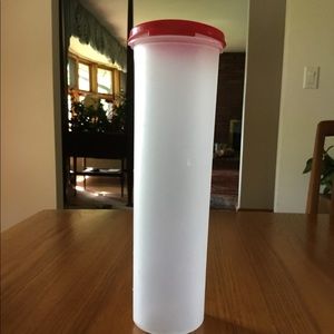 Tupperware spaghetti storage